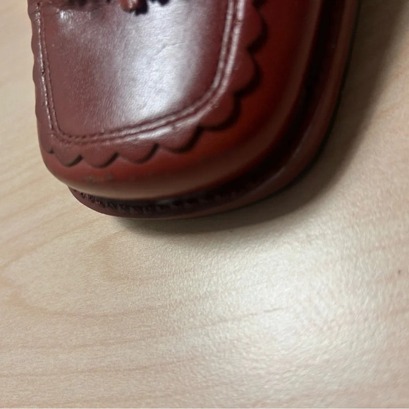 To the Max red leather platform loafers size 8 great used condition. Academia - Picture 11 of 12